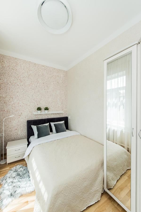 Lovely 1-Bedroom Apartment In Kaunas Old Town Bagian luar foto